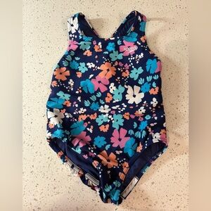 Girl’s Speedo Swimsuit Size 6